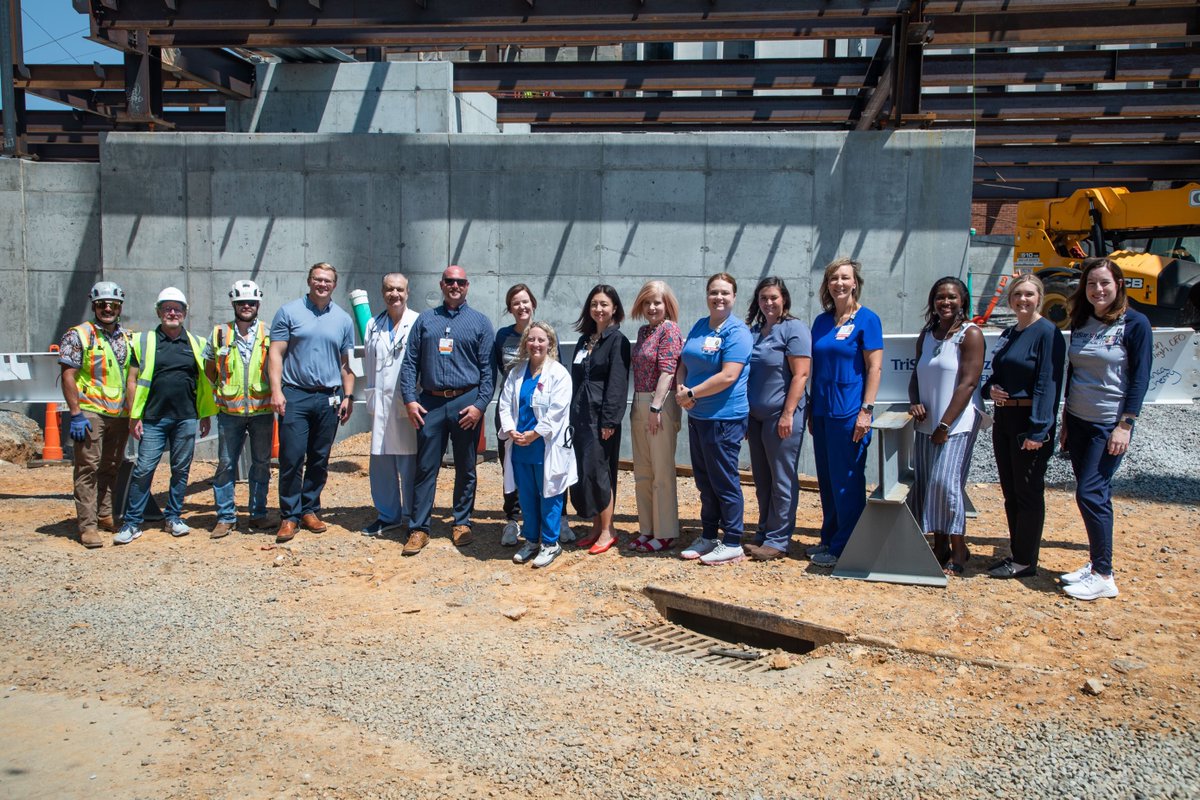 orcuttwinslow's tweet photo. The beam was signed and raised for the HCA TriStar Horizon Medical Center ICU in Dickson, TN!
#beamsigning #orcuttwinslow #tennessse @HCAhealthcare @DPRConstruction https://t.co/mCrNETj5ID