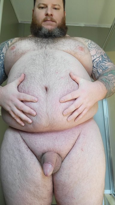 Tummy Tuesday time. https://t.co/DDNqdUhP7g<a href="/tag/bears"class="tags"><span>#bears</span></a><a href="/tag/bearded"class="tags"><span>#bearded</span></a><a href="/tag/beefy"class="tags"><span>#beefy</span></a>
