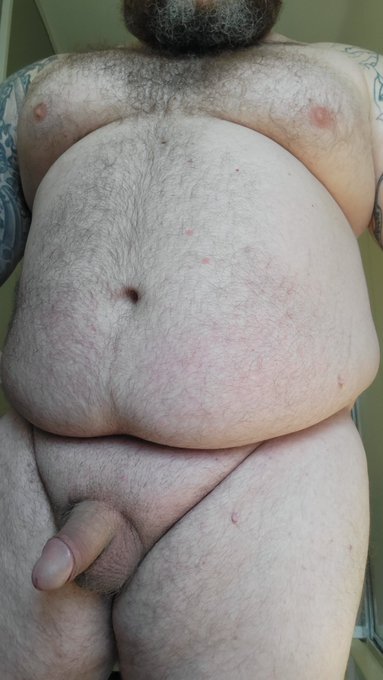 Tummy Tuesday time. https://t.co/DDNqdUhP7g<a href="/tag/bears"class="tags"><span>#bears</span></a><a href="/tag/bearded"class="tags"><span>#bearded</span></a><a href="/tag/beefy"class="tags"><span>#beefy</span></a>