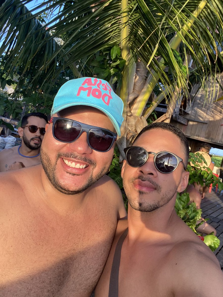 brabo_jhonata's tweet photo. #algodoal n prometeu nada e entregou tudo, e com a @afestadom tá de parabéns 🎊 e com o @AugustojrJr foi tudo te amo 💕 🥰 https://t.co/QbUvGc4us7