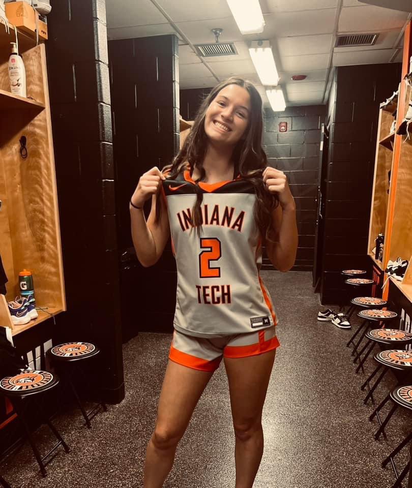 RGSAcad's tweet photo. Congrats 🎉 to RGB 🏀 Gold player, Madison Mueller! She has decided to continue her basketball career at Indiana Tech! We are so proud of you!You’re gonna do great! 👊🏼😎 #RGBasketball #RGSAfamily #RGBgold #warriors @RonnieGrandison @maddiemueller19 https://t.co/ZrZxDt6hA0