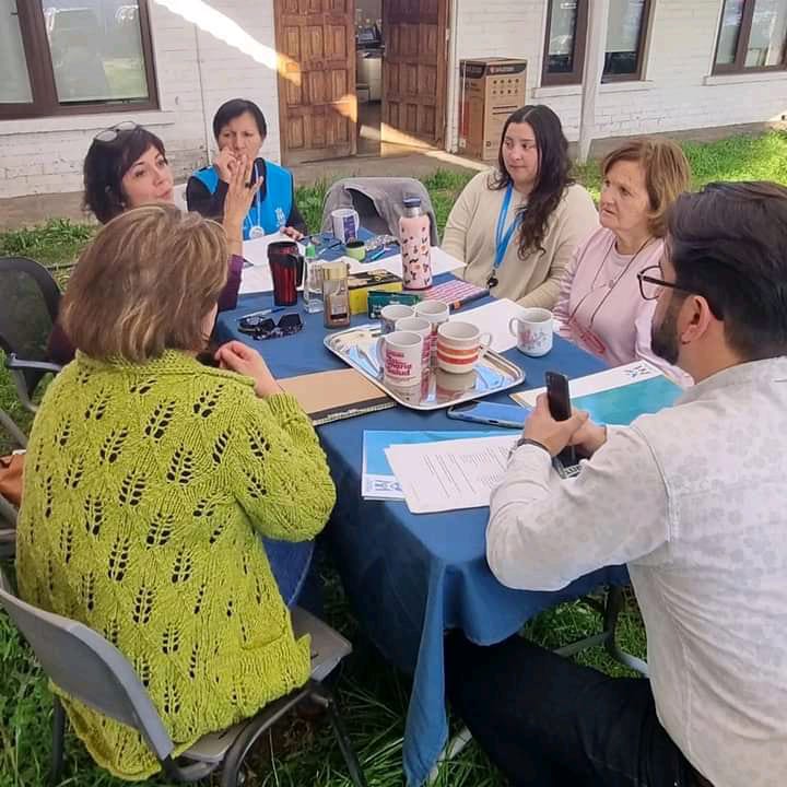 Representantes de los Consejos de Usuari@s de la Pintana se reunieron con <a href="/JulioSarmientoM/">Julio Sarmiento</a>,  director del Departamento de Salud de la <a href="/MuniLaPintana/">Municipalidad de La Pintana</a>, para conocer de los avances en salud y contarle de nuestro VII Congreso Nacional de Salud y sus encuentros comunales y regionales