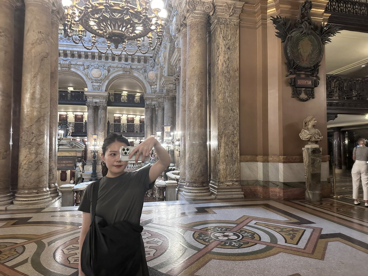 毎日配信やれてます🫶🏽🩷
オペラガルニエ宮にて