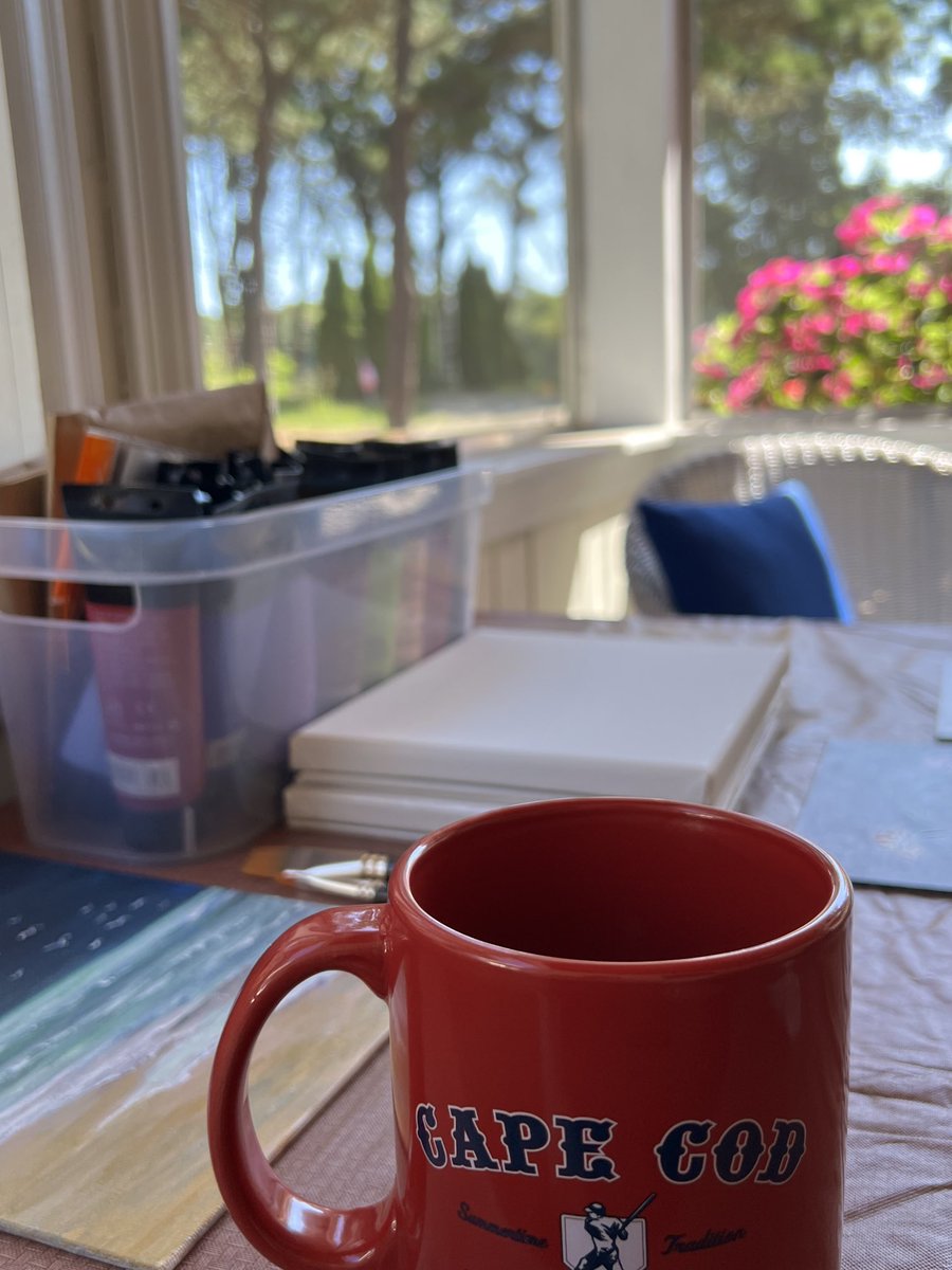 jmmh123's tweet photo. Cheers to not checking work emails or bringing your computer on vacation!! Biggest goal for the day, chasing the Sturgeon Moon tonight!! 🌕📸#VacationVibes #NoAccess #RestoringBalance https://t.co/egJZBlz3Me
