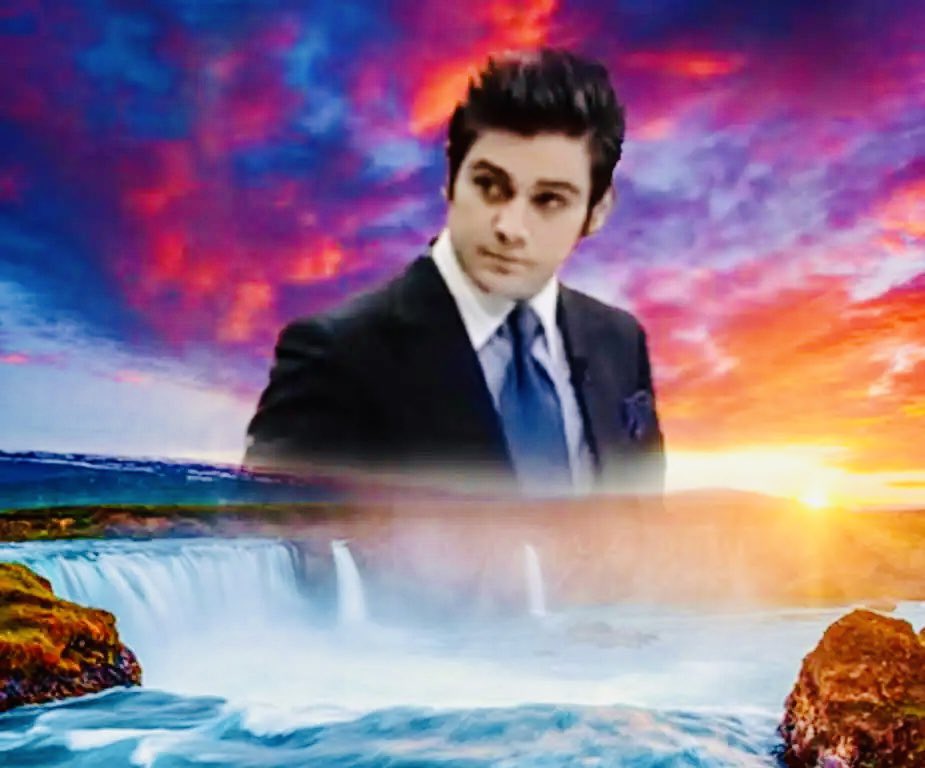 به ساعت یک شب آه میکنم هر شب/به دیده خواب ندارم دلم کفید ،یما
￼
ستاره اشک غم از چشم من چکید ،یما/
دعای نور به رگ های شب دوید ،یما/
ز بس به دامن شب اشک داغدارم ریخت/
زغصه رنگ من و رنگ شب پرید ،یما/
به ساعت یک شب آه میکنم هر شب/
به دیده خواب ندارم دلم کفید ،یما/
به دام بانک تو را