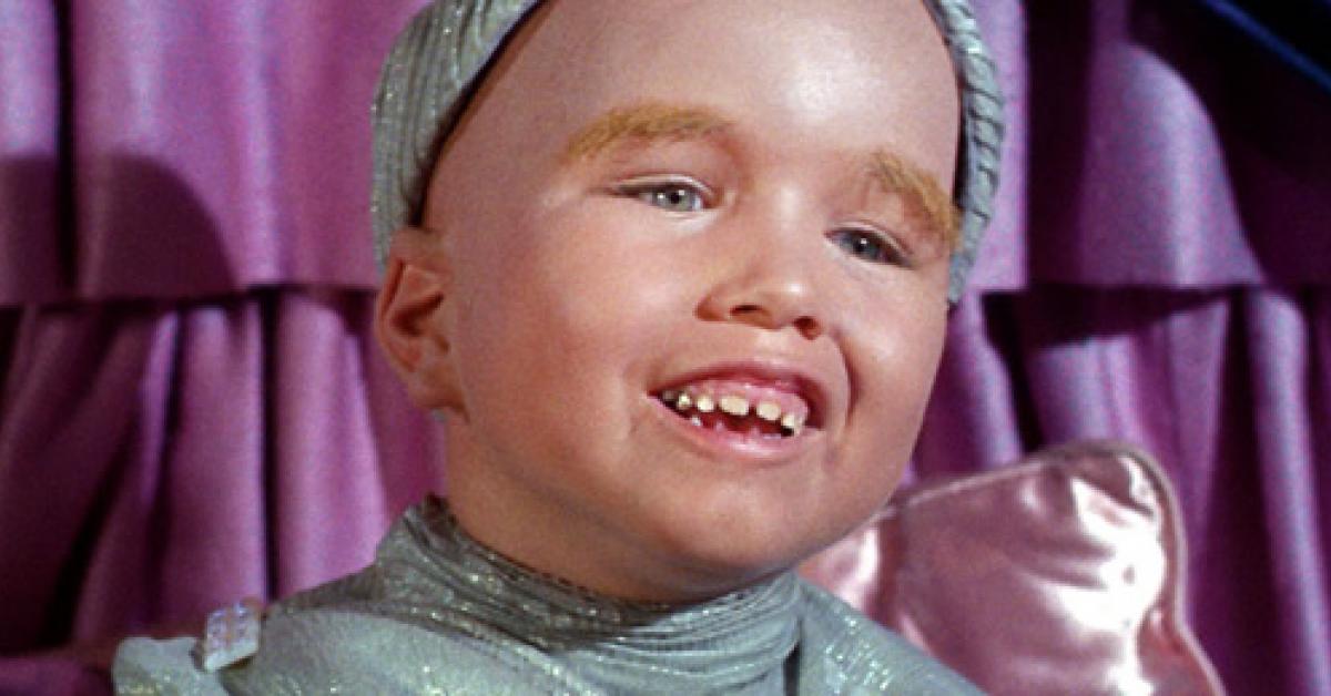 DerrickDodgson's tweet photo. @woolf_atthedoor @iDuchaine @GRABishop This is you in both TOS and last week's episode right? https://t.co/5kzaN8yovs