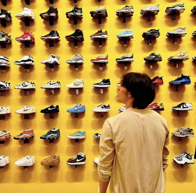 purple sky🦊 tweet media