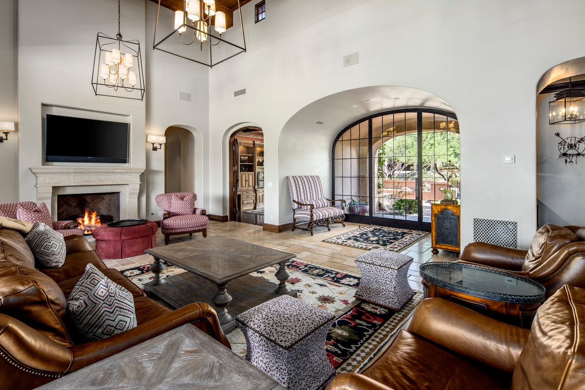 LuxuryAZRealtor's tweet photo. 🗓 Two Chances to View!
⏰ Saturday, Aug. 5th from 10:00 AM - 1:00 PM
⏰ Sunday, Aug. 6th from 10:00 AM - 1:00 PM
📌 Where: 18826 N 101st Place, Lot 10, Scottsdale, AZ
✔️ Coffee Truck Hosted by WFG Title on Sunday https://t.co/3FgHHGg78q