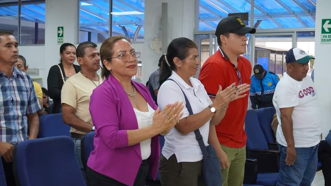 MargohodCorral5's tweet photo. Hoy firmamos el CONVENIO TRIPARTITO DE COOPERACION INTERINSTITUCIONAL entre la #FEUNASSC, #GAD Municipal y Patronato de Santodomingo de los Tsáchilas, para la atención de Laboratorio, fisioterapia, medicina y más para los 21 dispensarios del SSC de Stodomingo. Seguimos trabajando https://t.co/LtkUiRzlkf