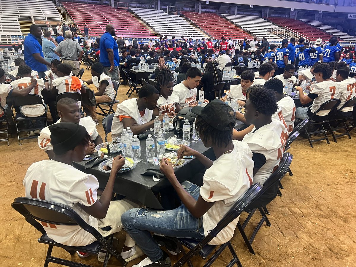 Always a great way to start the season at the Rodeo Kickoff!  Great time with even greater people! 
#DoMore 
#ChampionshipHabits