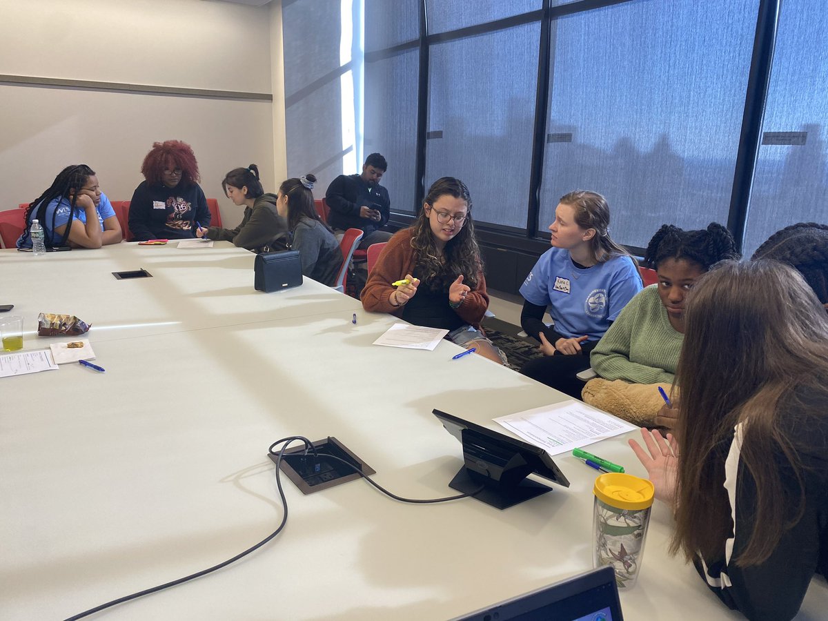 TrYOUPhilly's tweet photo. Throw back Tuesday! A highlight of our November college panel and resume workshop event for TrYOU. We are excited for the new program year and wish everyone a happy last month of summer . Can’t wait to see everyone again in the fall! https://t.co/ydSdP1RtwY