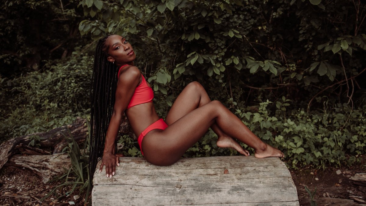 In recent years, boudoir photography has majorly evolved from a genre about creating sexy pictures just for him into a far-reaching body-positivity empowerment movement. Read all about it here: shorturl.at/hpwN6 
#boudoirinspiration #boudoirphotos #boudoirshoot