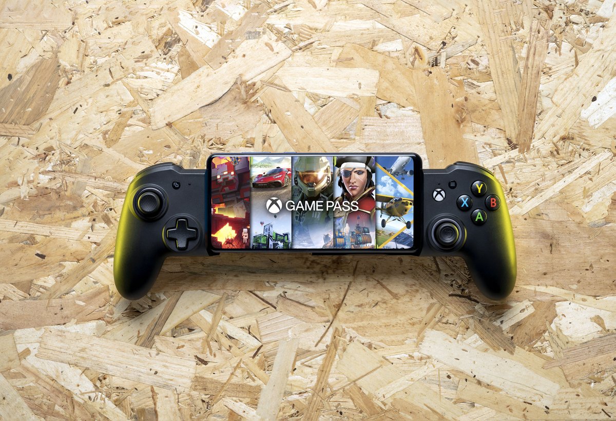 Nacon's tweet image. What&apos;s your favorite game on #XboxGamePassUltimate? 🧐