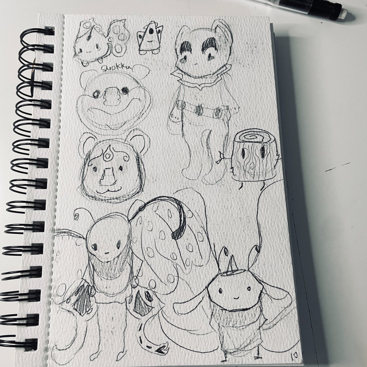 Xelestialink's tweet photo. Okay to be honest my favorite one has to have been my moth gal. I might try and redraw them in a digital way. #XiaInks #Xiasketchbookjourney #Sketchbook16 #nearingtheend #closeups #drawing #artistworking #artist #smallartist https://t.co/6qJTXZWDdr