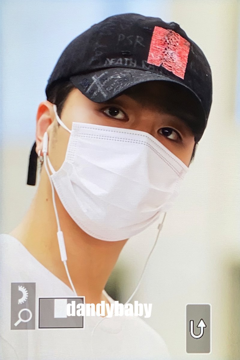 댄디베이비✨ tweet media