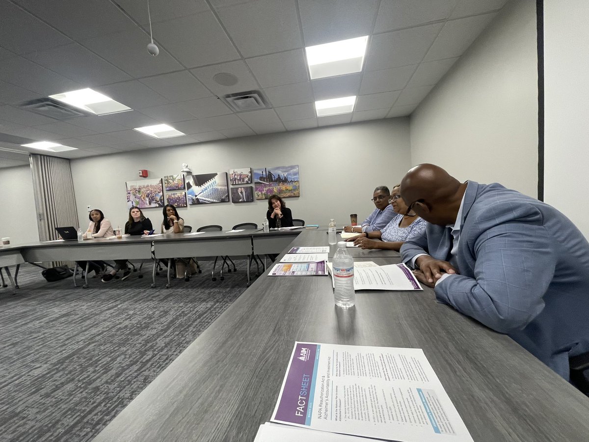 ryschofieldALZ's tweet photo. Thank You @RepDwightEvans for taking the time to hear from @alzdelval advocates. Members of the Alzheimer’s community spoke on research advancements, barriers to care and the every day work of caregivers. https://t.co/r6ZUQ72zzf