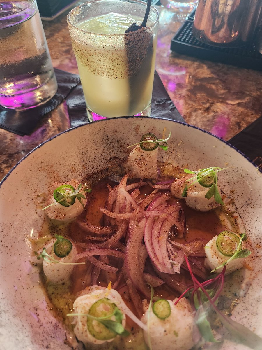 DJZeusman's tweet photo. Enjoy life and crypto gains you make!🌶🍽🍸#mexfood https://t.co/Qv55gqPZYM