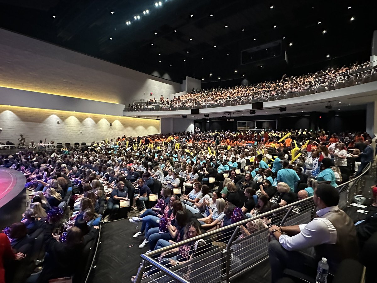Ken_Oertling's tweet photo. What a way to start the 23/4 school year! 🎉🔥Thank you @Gian_Paul_G for inspiring our team to be “All In”  to accomplish our mission. 
The energy in the theatre was ⚡️ and exemplified our team’s motto: You and I…We Are SCPPS!  #ALLIN #ExpectExcellence💯 #RejectMediocrity✋ https://t.co/x6RaSKGg5r