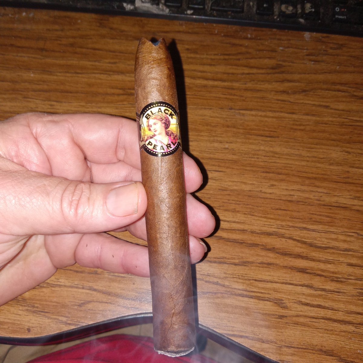 mobarbq's tweet photo. La Perla Habana Black Pearl Morado Belicoso. #cigars #rated93
#africancameroonwrapper
#madeinnicaragua https://t.co/77LMg3pqa0