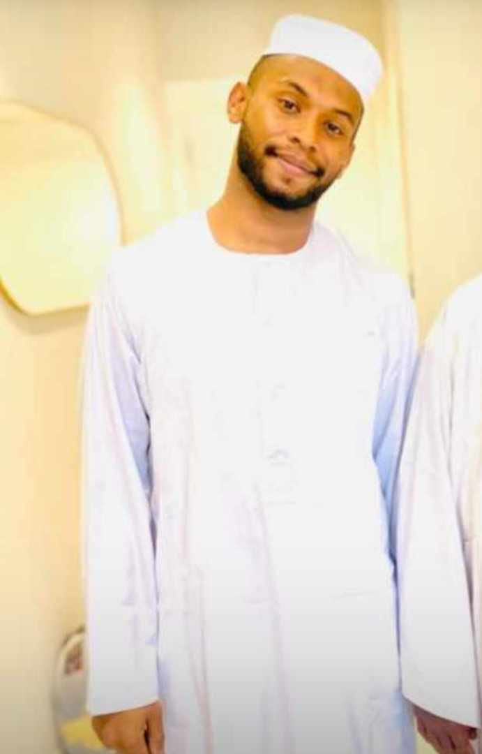 TheDo7a's tweet photo. إنا لله وإنا إليه راجعون
انتقل إلى رحمة الله مساء الثلاثاء الصديق والأخ دكتور خالد إثر وعكة صحية لم تمهله كثيرا
اللهم أنزله منزلا مباركا وأنت خير المنزلين، اللهم أنزله منازل الصديقين، والشهداء، والصالحين، وحسن أولئك رفيقا
اللهم اجعل قبره روضة من رياض الجنة، ولا تجعله من حفر النار https://t.co/TmBl4DI0lW