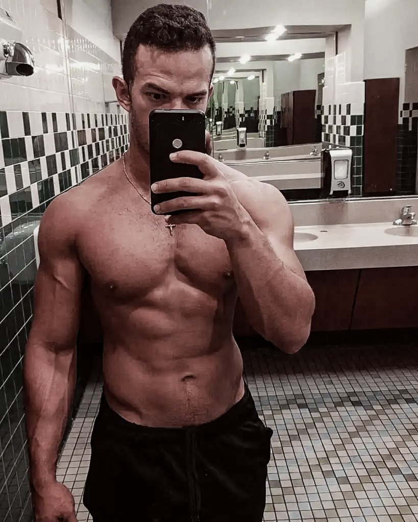 ⠀

⠀⠀⠀⠀⠀⠀⠀⠀⠀𝘐 𝘬𝘯𝘰𝘸 𝘺𝘰𝘶'𝘳𝘦 𝘸𝘢𝘵𝘤𝘩𝘪𝘯𝘨 𝘮𝘦.

⠀