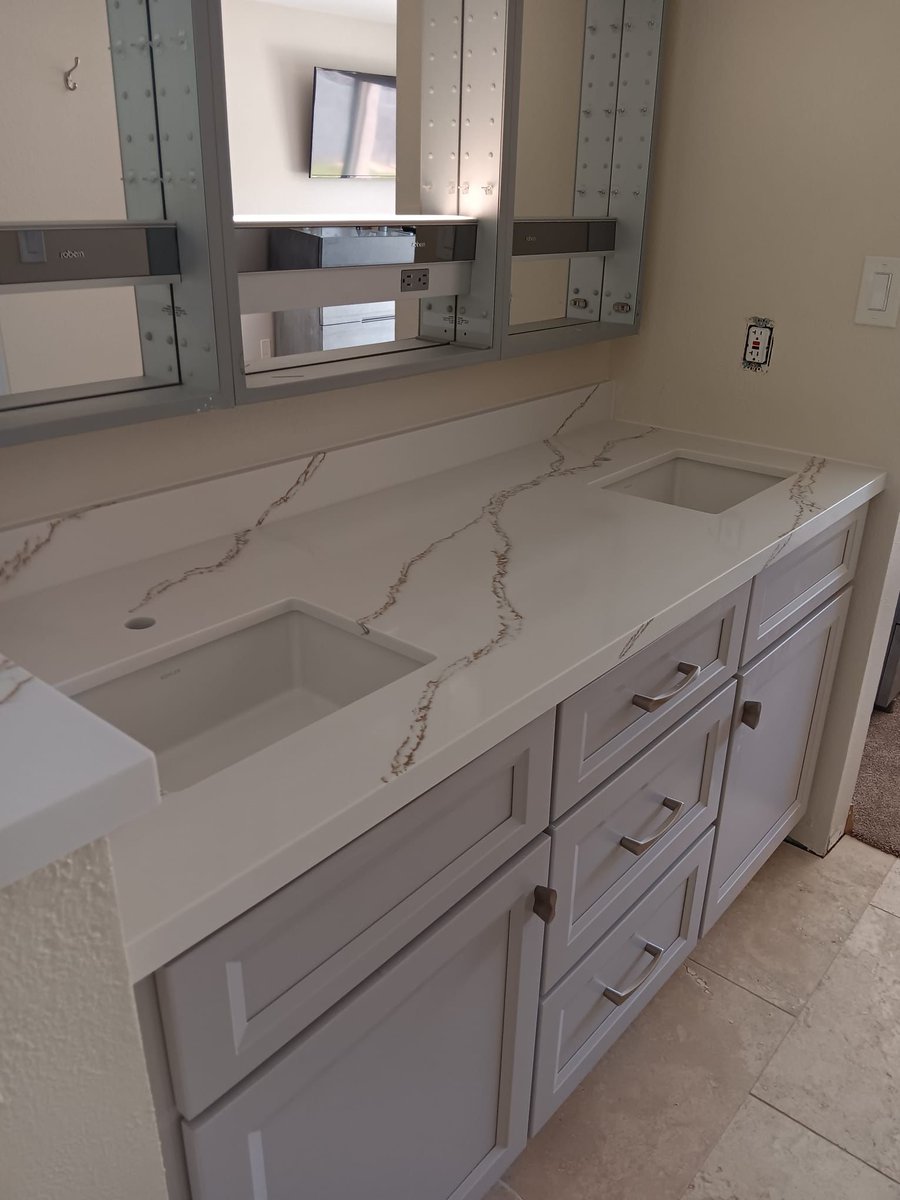GraniteKarma's tweet photo. Calacatta Arno  #ArizonaGranite #GraniteSlabsAZ #AZStoneWorks #ArizonaCountertops https://t.co/lI3iYOcphQ