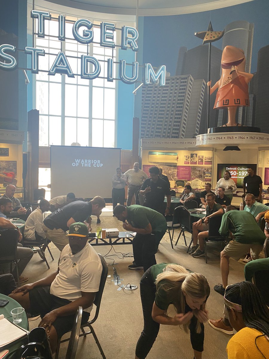 erikajowallace's tweet photo. This is just the beginning. We just wrapped on the @waynestwarriors all staff retreat at the Detroit Historical Museum. A huge thank you to @925Leaders for taking us through leadership development training. We truly are BETTER TOGETHER and we just got better today.🔰🔥 https://t.co/0qyzJbtcka