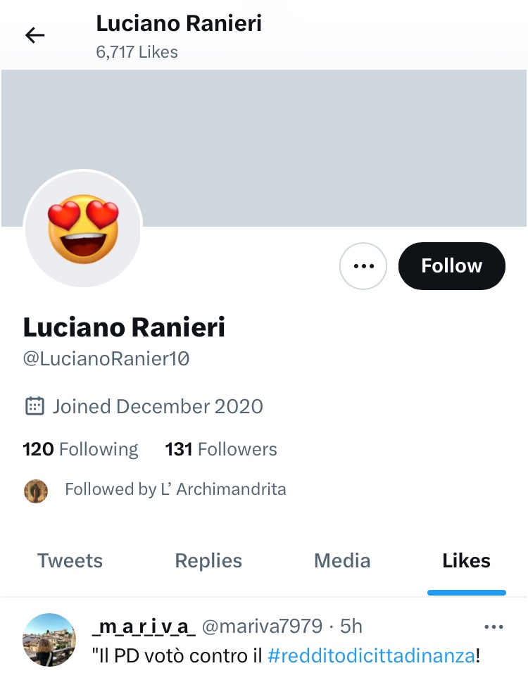 Anche questo con l’emoji innamorato (di cosa?!) non è “flor que se cheire”, puzza da fasci ed è amichino dell’altra (del tweet di prima). Va in giro nei commenti proUKR per dire che gli ucraini son imbecilli (non so quanti ne conosce però 🥱)… #figliodiPutin