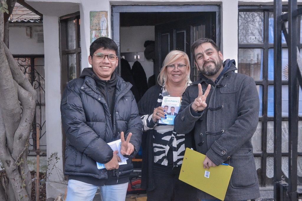 En cada barrio militando con amor para defender nuestra Patria, acercando la propuesta de #UnionPorLaPatria para una Argentina mejor para todos y todas! 

#DefenderLaPatria #AmorPorLaPatria #LaPatriaSosVos