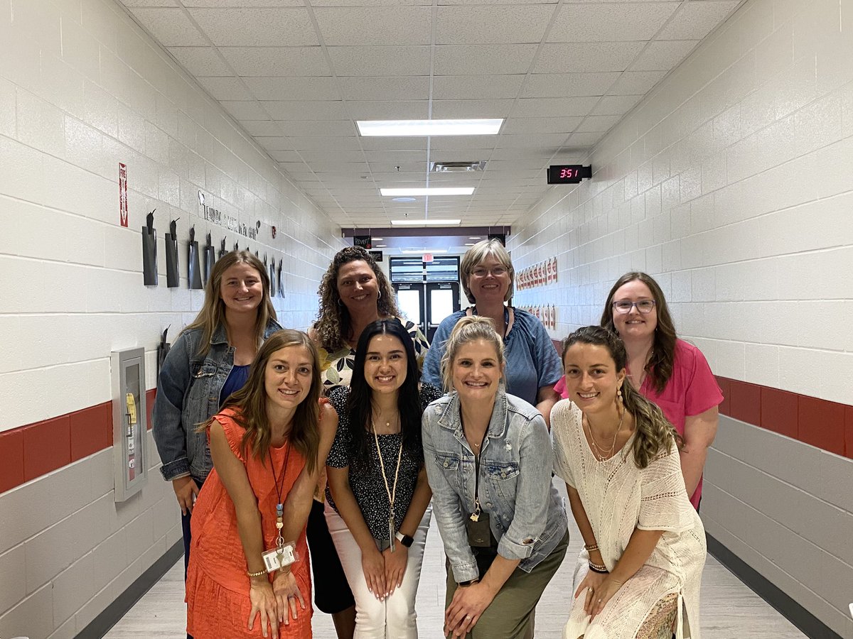 We survived the first day! <a href="/Hasty_Huskies/">Hasty Fine Arts Acad</a> <a href="/JanetMarotte777/">Janet Marotte</a>  <a href="/MRegan0123/">Dr. Rosario-Regan</a>