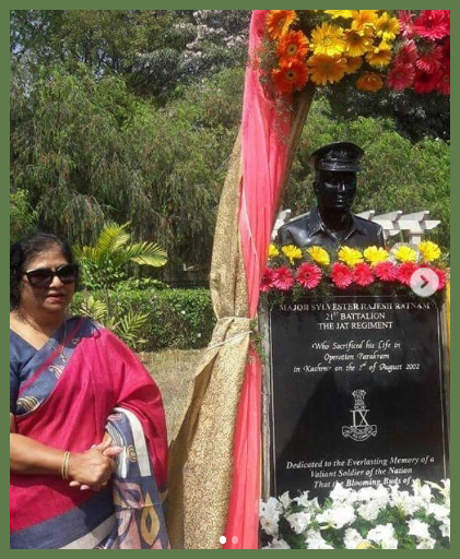 MajorSaurabhSh1's tweet image. Join me in paying homage to

MAJOR SYLVESTER RAJESH RATNAM
21 JAT

on his Balidan Diwas today. Major Rajesh has immortalized on this day in 2002 fighting terrorists in Keran sector of J&amp;amp;K.

#KnowYourHeroes #MajorSylvesterRajesh
#jatregiment #IndianArmy