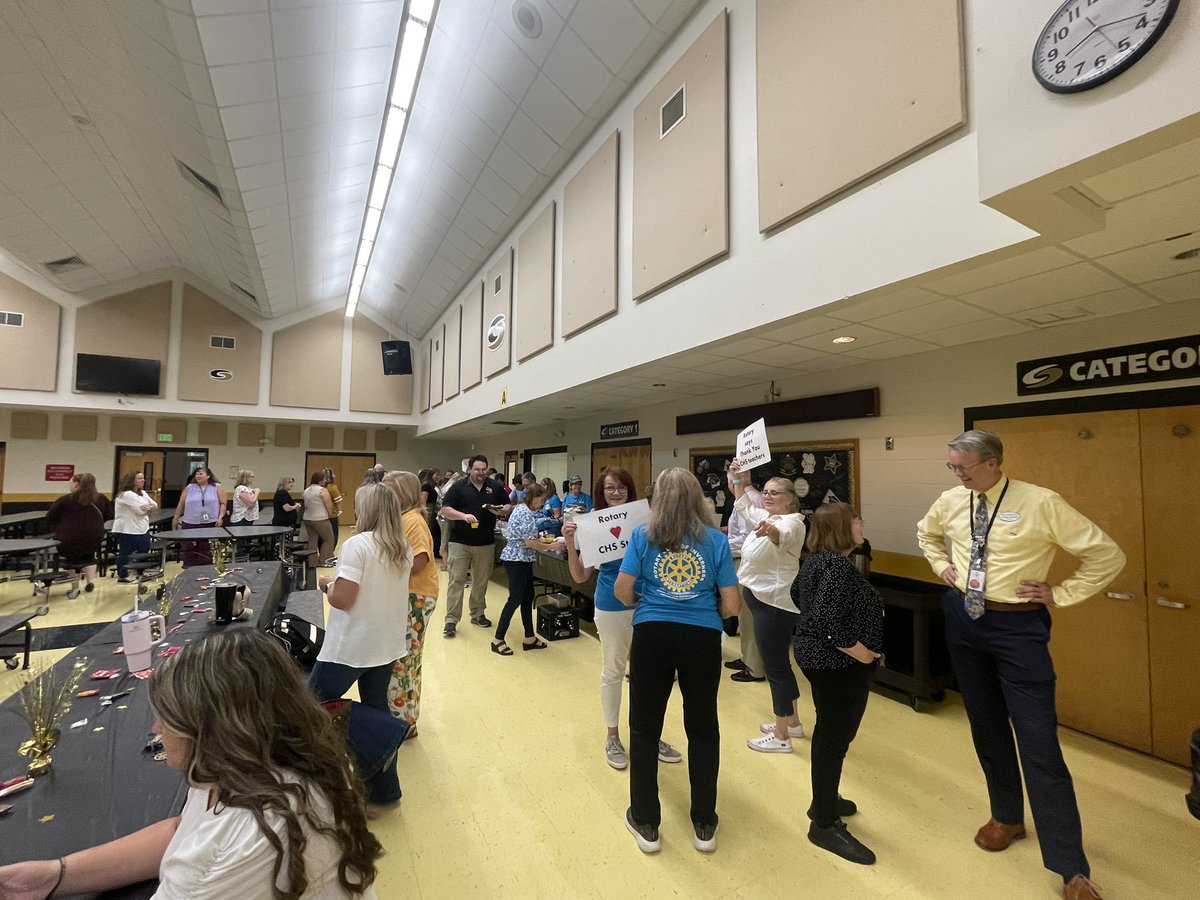 Mary Leonard tweet media