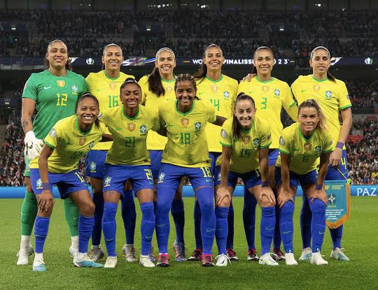 marinacfig's tweet photo. Bora de Bolão: BRASIL vs JAMAICA 🤩

A primeira pessoa que acertar o placar do jogo de amanhã, vai ganhar 2 ingressos para o Pratagy Acqua Park✨

Eaí, qual o palpite de vocês? https://t.co/WrMUfux3rc