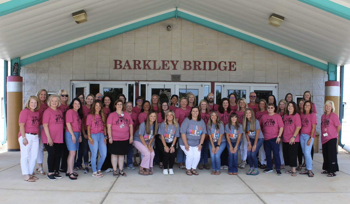 barkleybridge's tweet photo. We are so excited to get #OurBBEStory started with our students for 2023-2024! See you soon!  @lauralamb11  @dchartsellesupe https://t.co/jG9mZaUwnT