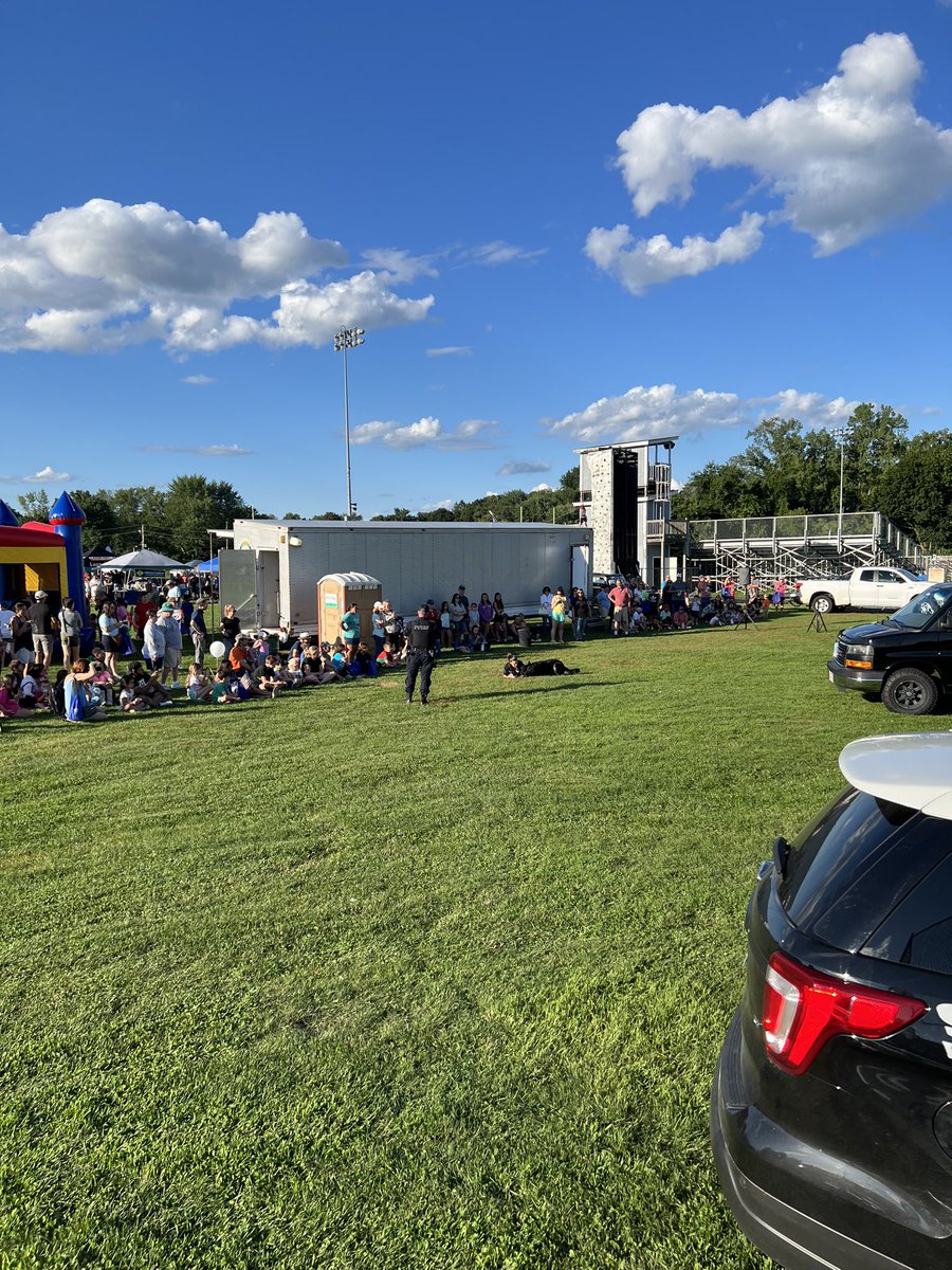 LPD_MA's tweet photo. Sgt. VanBuskirk and K9 Reuben had a great time over at East Longmeadow’s National Night Out! We hope everyone had fun and enjoyed the beautiful weather. https://t.co/Hvy7603JF6