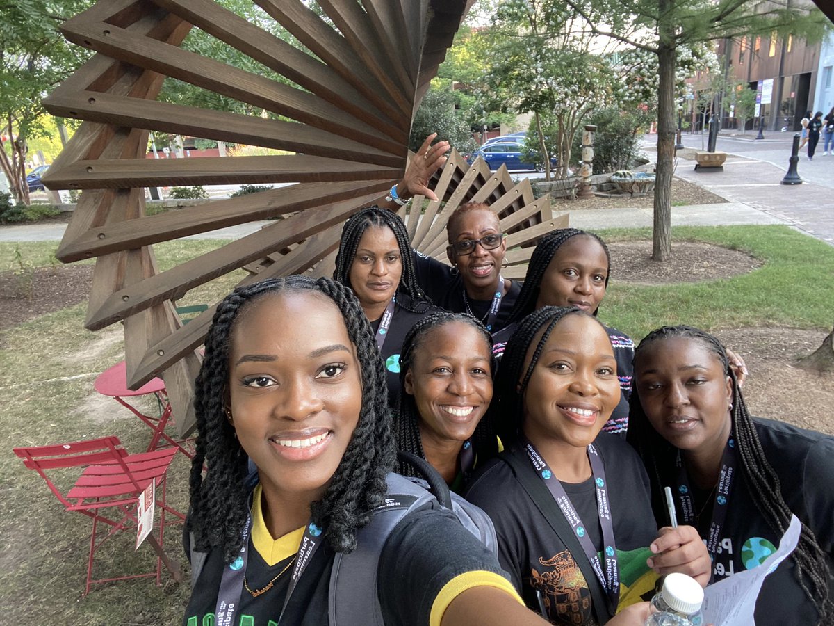 MLeeCain's tweet photo. Team #19 BLACK WALL STREET
In the early decades of the 1900's Durham acquired national reputation for entrepreneurship. @ParticipateLrng #UnitingOurWorld #PLOrientation2023 https://t.co/UhxvbYdNuA