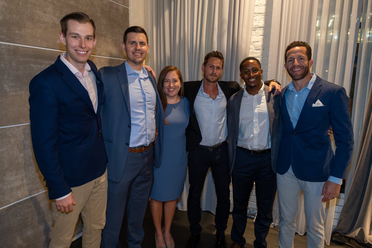 Welcoming the Rush Sports Medicine Fellowship Class of 2024! We're so excited to have you all. Expecting big things from this group!

@AOSSM_SportsMed #medicine #surgery #education #mentorship #sports