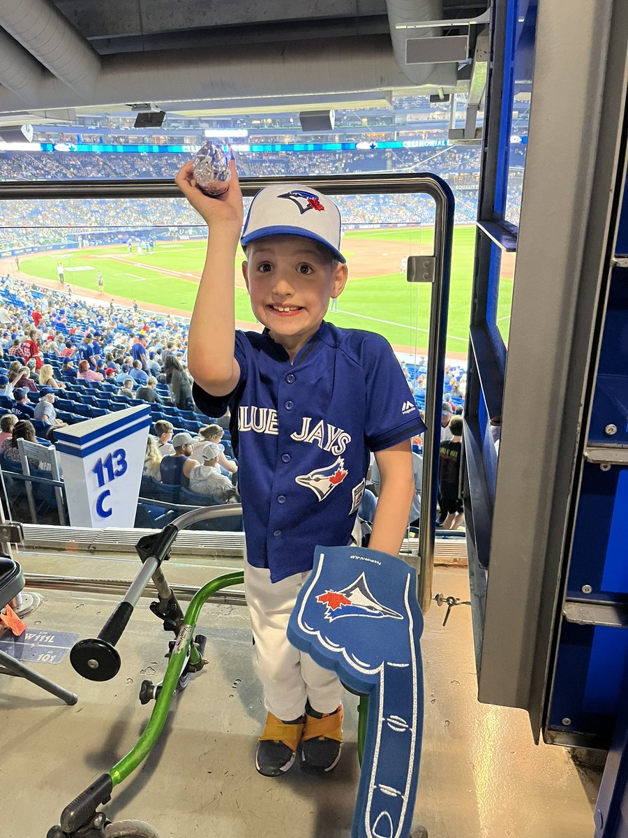 Max Roos tweet media