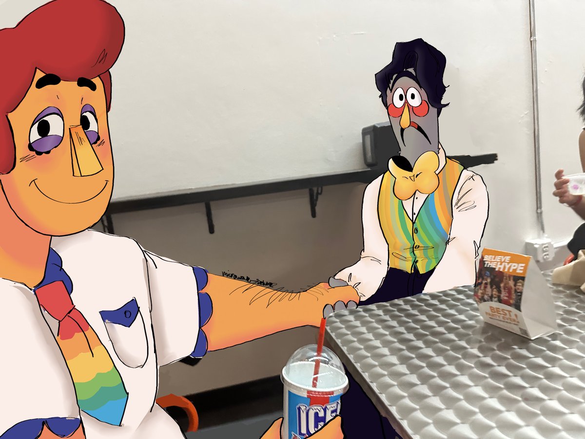 The_ultra_gay's tweet photo. I redrew me and my bf as frank and eddie sjnsjshs (we kissed for the first time today DJDJS) #welcomehome #welcomehomeeddie #welcomehomefrank #eddiedear #frankfrankly https://t.co/lG6rdW4IZA