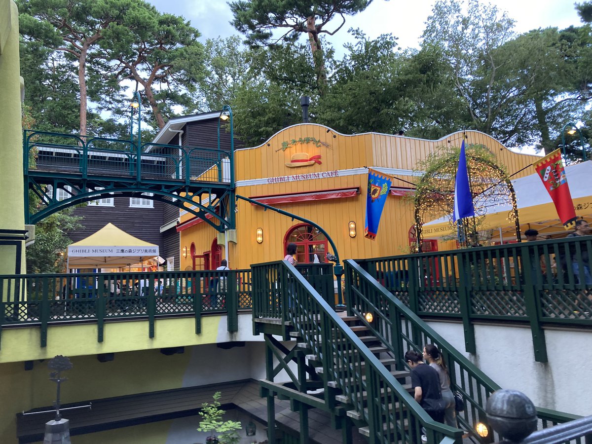 aokinoko612's tweet photo. 《ジブリ美術館》
祇園祭で忙しかった仕���の疲れを全て癒してくれた、行きたいって夢が叶いました…🌳
中を見た瞬間泣きそうになりました……
だいすきですじぶり。。 https://t.co/juMKFlwvgp