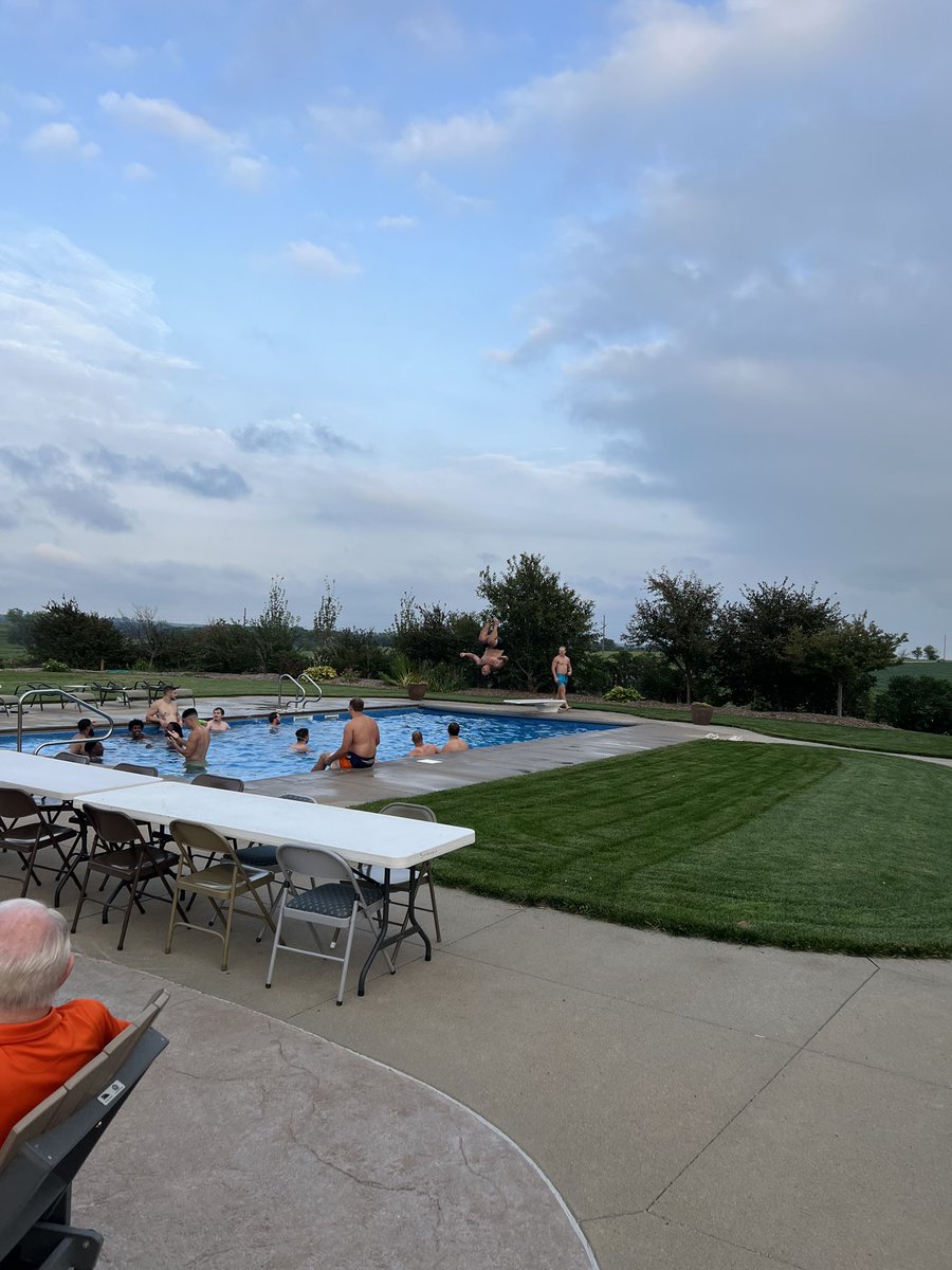 DoaneFootball's tweet photo. Fun fellowship with our seniors tonight. Thanks Tom Sorensen for hosting the guy’s before they start camp. @EdwardJones Crete Nebraska https://t.co/uku3GZPVYP