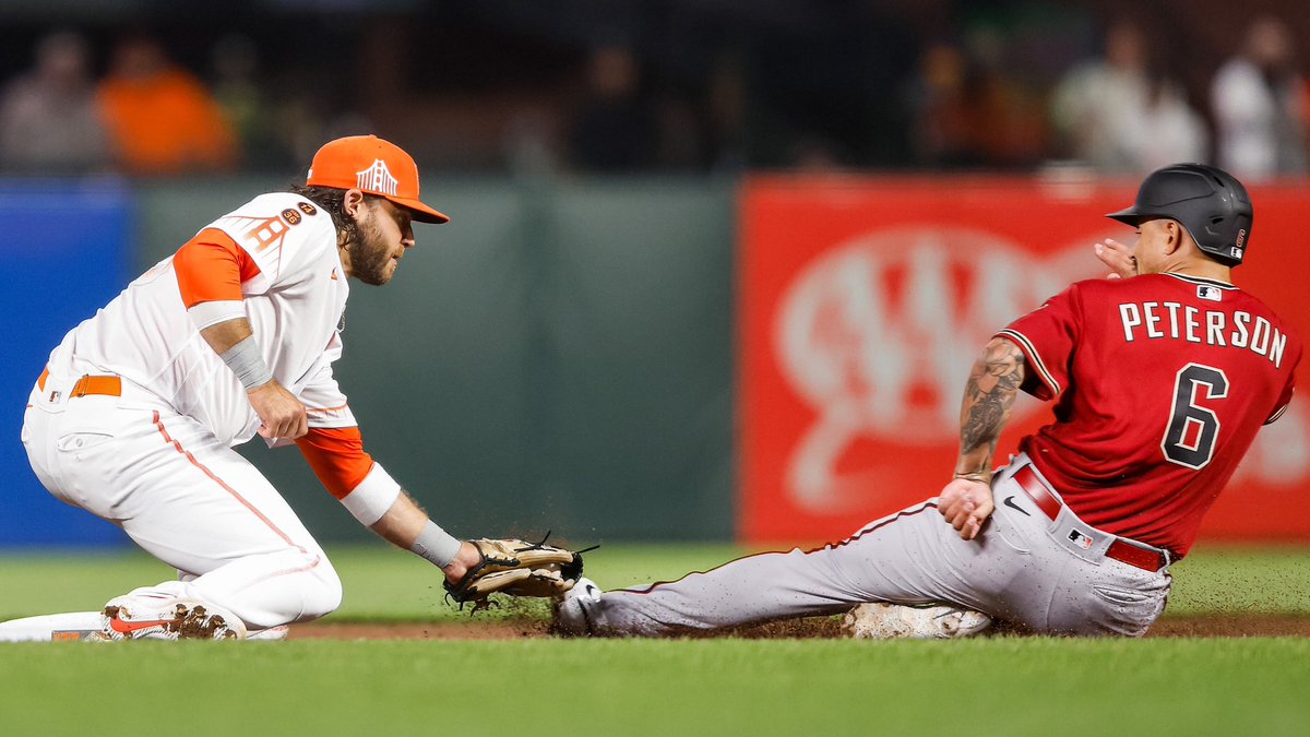SFGiants's tweet photo. “Yeah, I can totally run on this Bailey guy” https://t.co/aCNksoJpxt