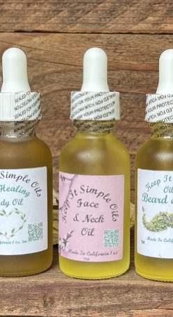 Face Oil
Beware! Not all face oils are the same, it is important to choose the right oil for your skin and concerns.  Use a Face Oil that is natural without fillers or chemicals added.  Vegan does not mean Organic!   Noncomedogenic is important.  Keep it Simple.