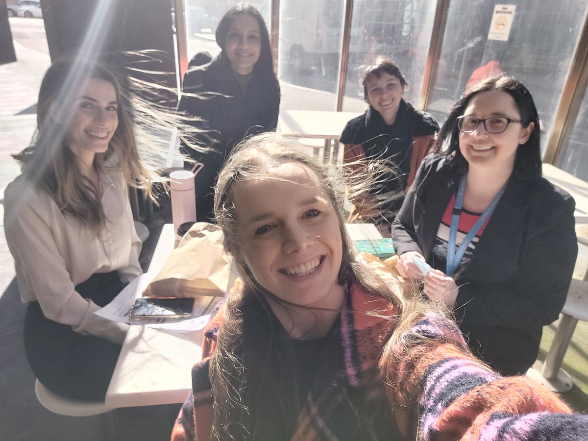 gemmasharp11's tweet photo. Lunch to welcome the fab @AdrianaDragani1 (#PhD &amp; #baker 🧁!)  to the @CCSNeurosci #BodyImage &amp; #EatingDisorders #Research team ♥️ Thank you #SelfieStar @Bronwyn65480759 &amp; the always amazing @madilouwest &amp; @nileshni_f 🙏 @MonashCCS @Monash_FMNHS @MonashUni @MonashResearch https://t.co/nu4Ym6E4ef