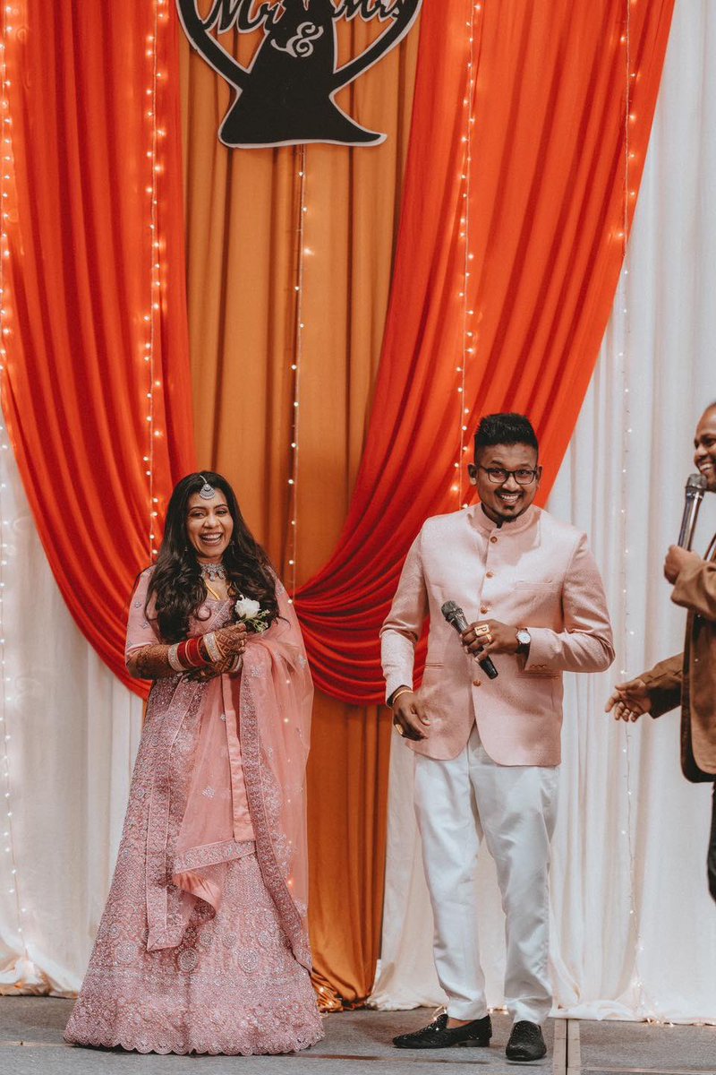 AndrewkoeStudio's tweet photo. “You’ll always be love’s great martyr and I’ll be the flattered fool.”

#WeddingReception of @TracySelladurai &amp; Parvithran. 
——————
#andrewkoestudio #weddingphotography #weddinginspiration #capturingemotions #capturingmoments #indianwedding #weddingceremony #receptiondinner https://t.co/C6MfUUdGM6