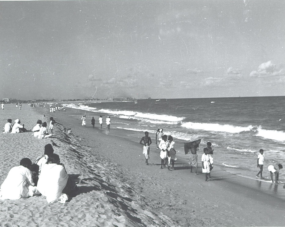 KottiRakesh's tweet photo. A few pictures from Madras in 1945! https://t.co/41vFf9a6fm