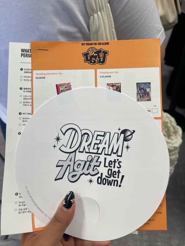 devourenjun's tweet image. OMG I’M FINALLY IN