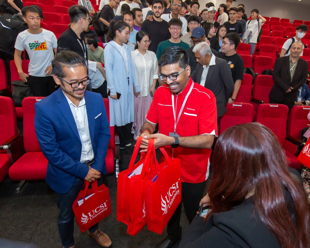 ucsiuniversity's tweet image. UCSI University is proud to announce the launch of new education programmes under the esteemed Institute of Computer Science and Digital Innovation (ICSDI).

#ucsi #ucsiuniversity #programmelaunch #icsdi #it #digital #innovation #computerscience