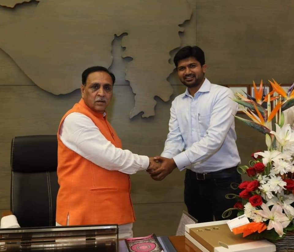 જનસેવા અને વિકાસના દૃઢ સંકલ્પ સાથે ગુજરાતને રાષ્ટ્રીય સ્તરે ગૌરવવંતુ કરનાર ગુજરાત રાજ્યના પૂર્વ મુખ્યમંત્રી શ્રી <a href="/vijayrupanibjp/">Vijay Rupani Memorial</a> જી ને જન્મદિવસની હાર્દિક શુભકામનાઓ.

ઈશ્વર આપને સ્વસ્થ અને સુદીર્ઘ જીવન અર્પે તેવી પ્રાર્થના.