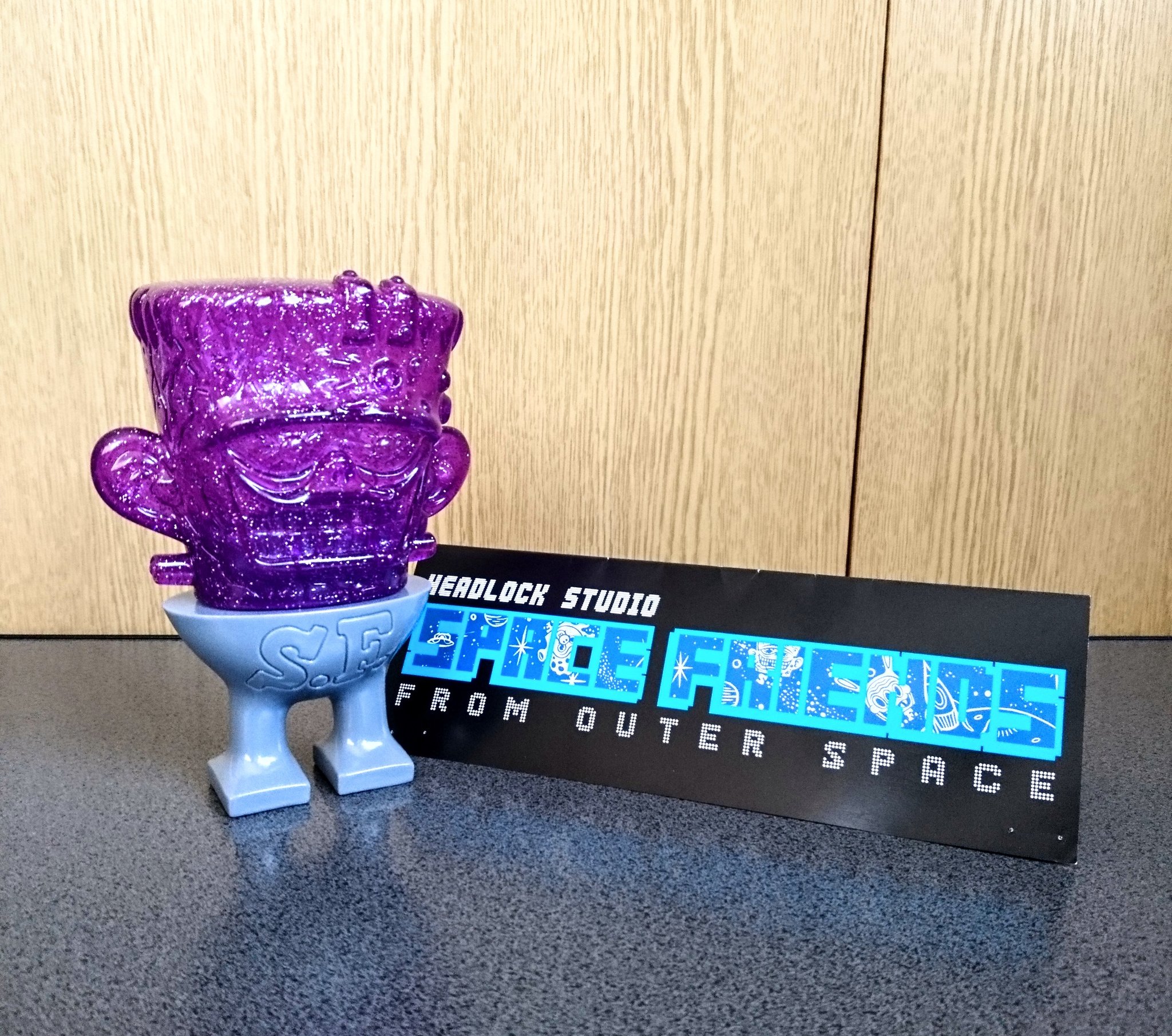 未開封 HEADLOCKSTUDIO SPACE FRIENDS ソフビ ハニークラック on X: 